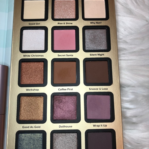 Too Faced Pretty Little Planner Eyeshadow Set - Picture 3 of 3